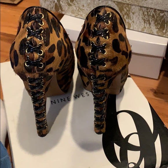 Platform animal print heels - Picture 3 of 3